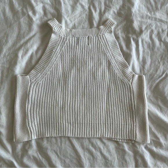 Knitted cropped tank top vest - Picture 4 of 6